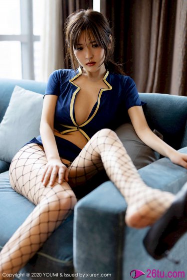 美女尿口